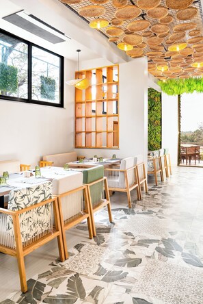 Restaurant - HOLITEL ANJUNA GOA (Anjuna)