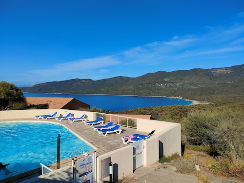 Mini villa avec wifi dans résidence calme*** wifi, piscine, mer à pied