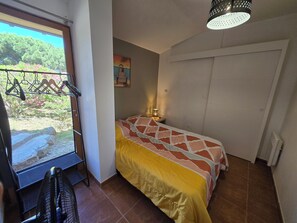 1 Schlafzimmer, Bügeleisen/Bügelbrett, Reisekinderbett, WLAN