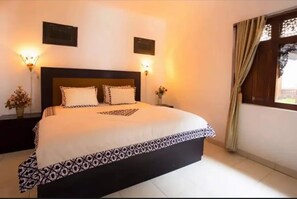 Deluxe-dobbeltværelse | Mørklægningsgardiner, lydisolering, gratis Wi-Fi, sengetøj