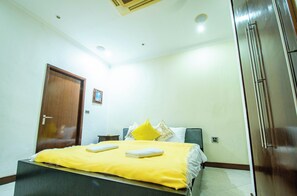 Luxury Villa | 4 bedrooms, individually furnished, desk, free WiFi