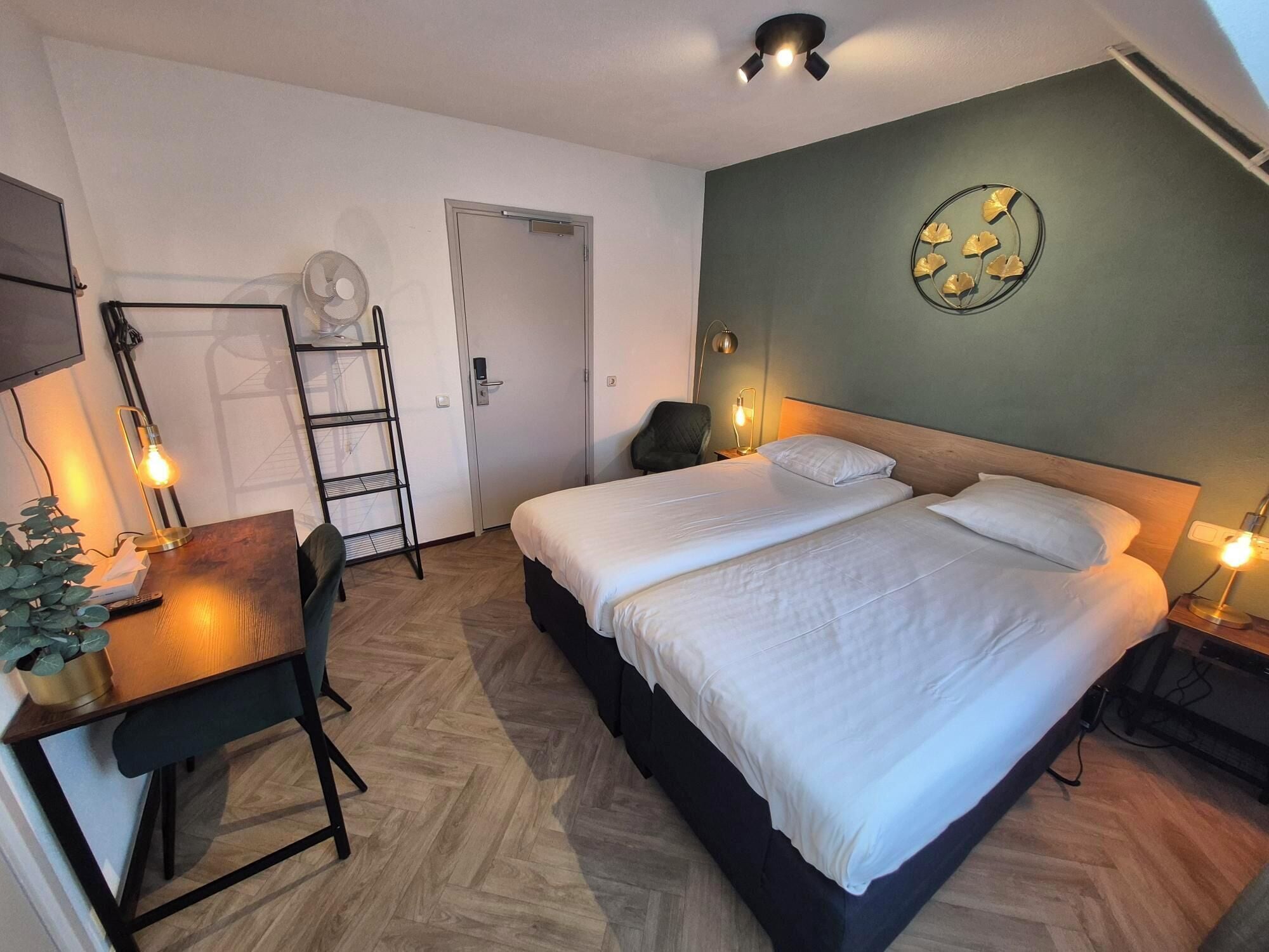 Bureau, Wi-Fi gratuit