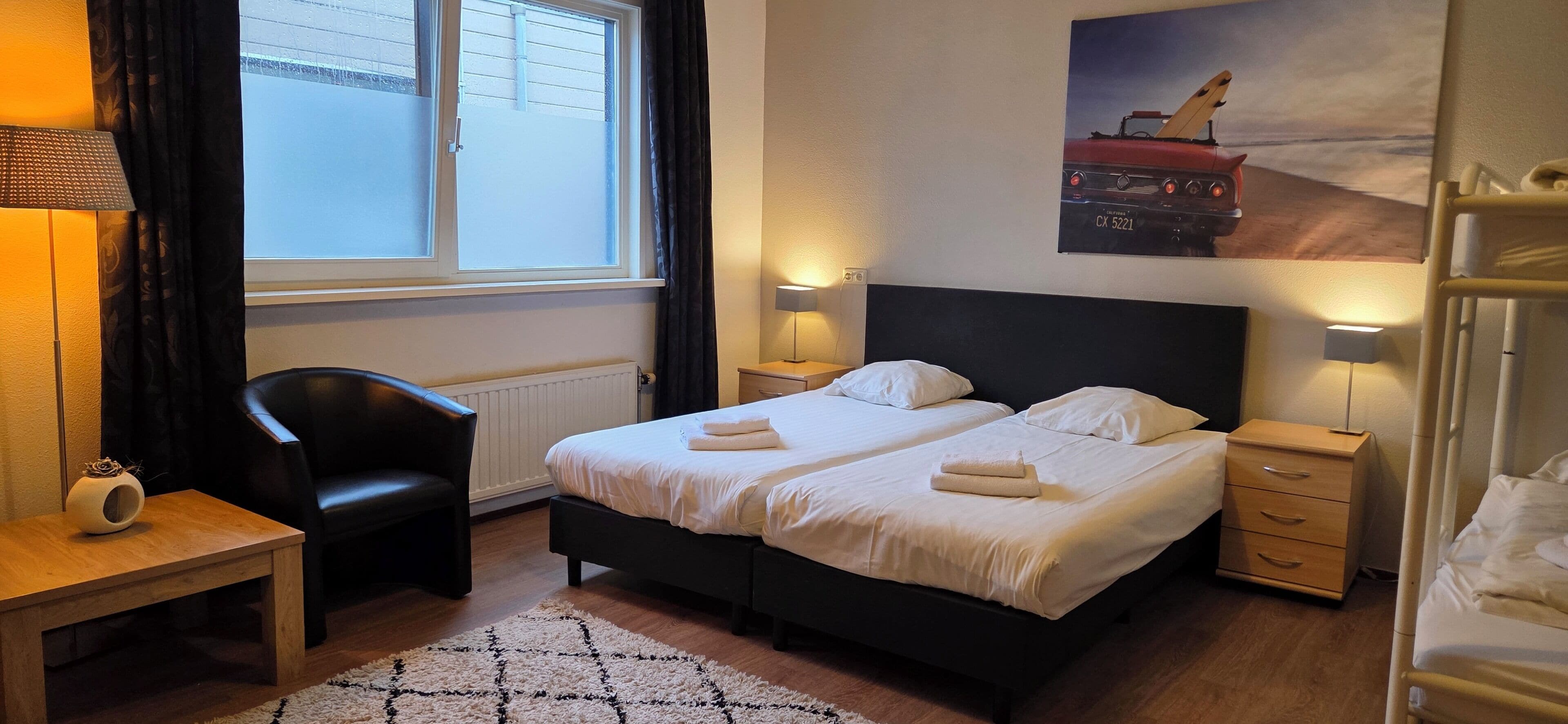 Chambre Familiale | Bureau, Wi-Fi gratuit