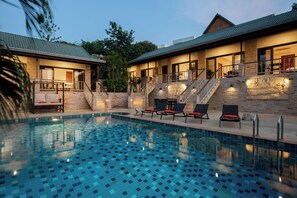 Outdoor pool - Villa Tigerlily – 4 Bedroom Seaview Pool Villa with Sunset Views In Koh Samui (Amphoe Ko Samui)