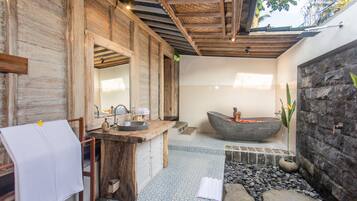 One-Bedroom Villa | Bathroom