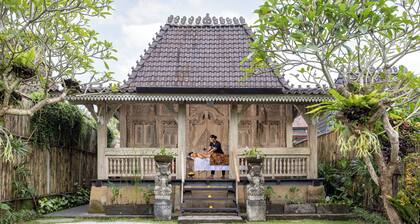 Wooden Ganeca Villas by GenuineHost