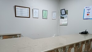 Quầy tiếp tân