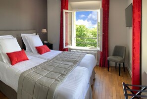 Luxury Quadruple Room | Soundproofing, free WiFi - Manoir de Montigny (Russy-Bémont)