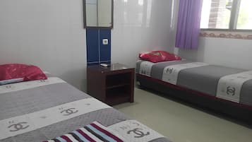 Superior Room | Desk, free WiFi, bed sheets