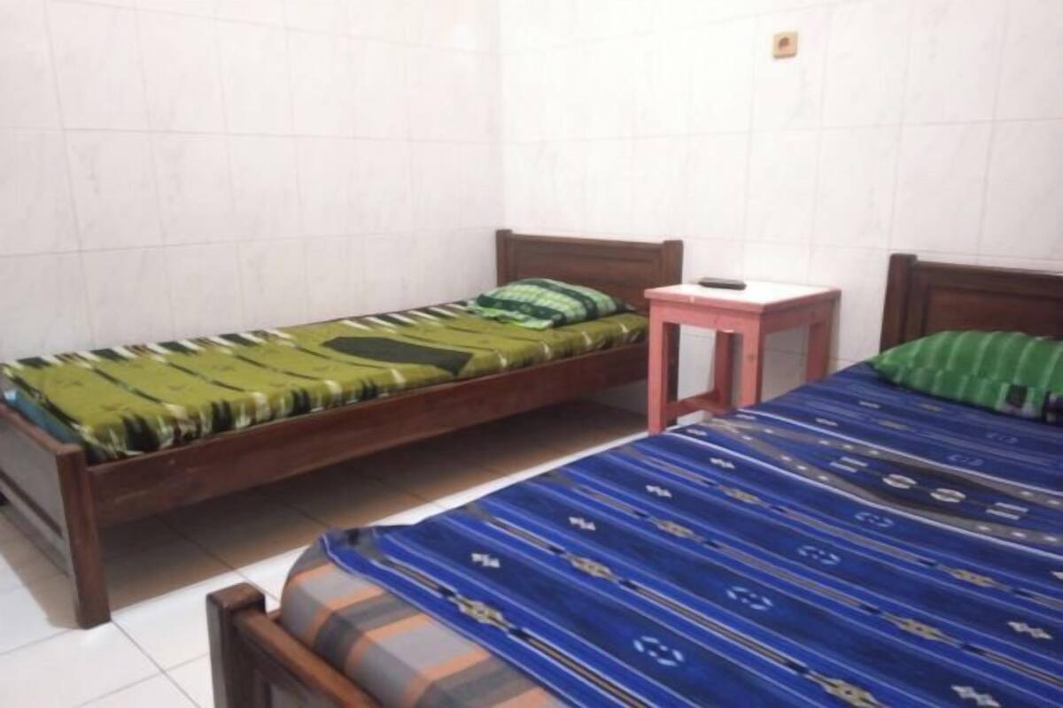 Desk, rollaway beds (surcharge), WiFi (free), bed sheets