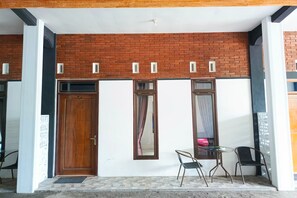 Doppia Standard | Balcone