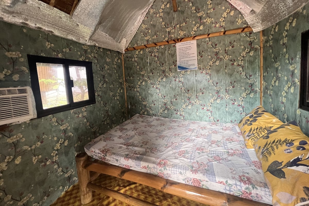 Chambre Double Standard, salle de bains commune | Wi-Fi gratuit, draps fournis