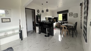 Biệt thự dành cho gia đình, bếp