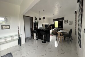 Family Villa, Kitchen | Free WiFi, bed sheets