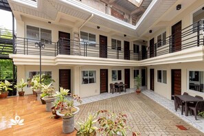 Exterior - Happy Grey Hotel Vigan (Vigan)