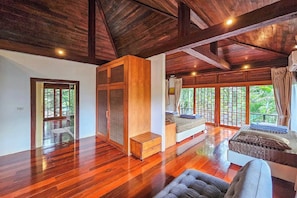 3 bedrooms, in-room safe, desk, free WiFi - Ss Pool Villa Hill (Sattahip)