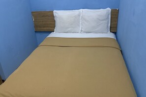 Free WiFi, bed sheets - Bright Batavia Kota Tua (Jakarta)