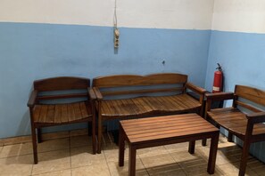 24-inch TV with satellite channels - Bright Batavia Kota Tua (Jakarta)