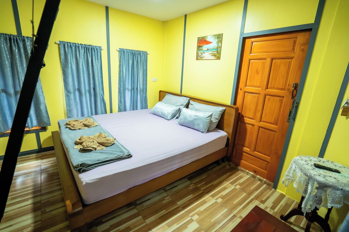 Bungalow superior | 1 habitación, escritorio, wifi gratis y ropa de cama