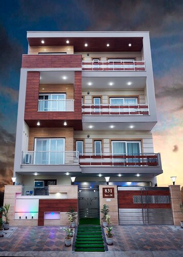 The Indian Hotel & Kitchen