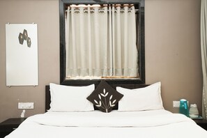 Villa, 4 Bedrooms, Hill View | 4 bedrooms, free WiFi, bed sheets - Tulsi Villa, Panchgani, Mahabaleshwar (Mahabaleshwar)