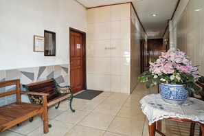 Reception - Wisma Rumka (Jakarta)