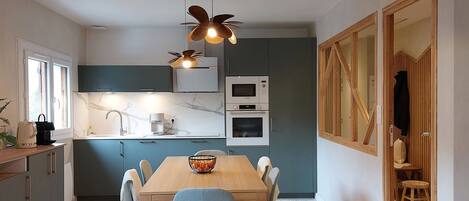 Fridge, microwave, oven, dishwasher