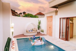 Terrace/patio - Melviano Suite Villa (Batubulan)