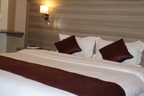 Standard Double Room | Room amenity