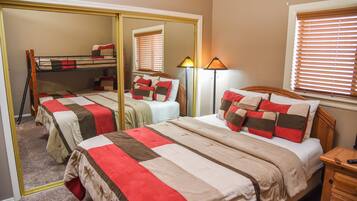 2 bedrooms, free WiFi, bed sheets