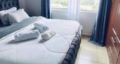 Honey Dew Greatwall Apartments