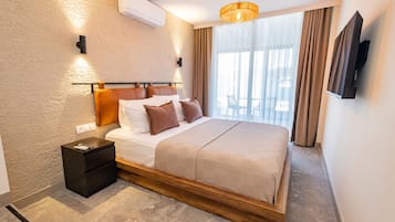 Habitación superior | Escritorio, espacio para trabajar con laptop y wifi gratis