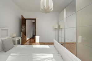 1 habitación y ropa de cama