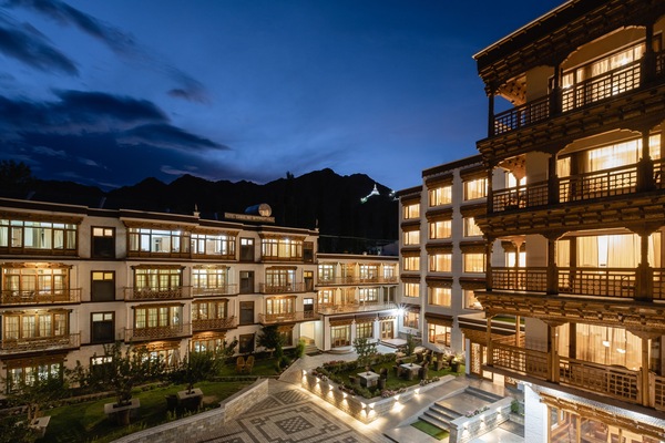 Bagian depan properti