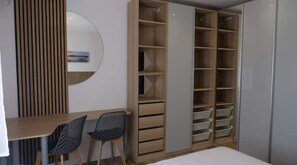 4 slaapkamers, een bureau, gratis wifi