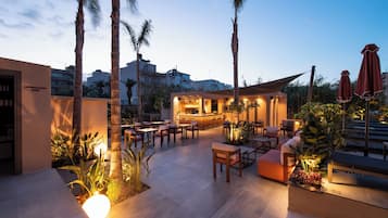 Bar-cafetería