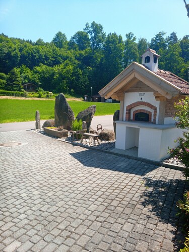 Spacious Bachblick apartment 