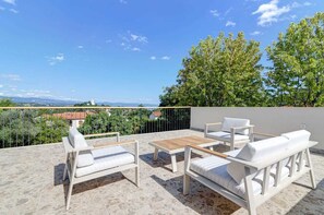 Terrace/patio - Villa Dreamview by Aneo Travel (Matulji)