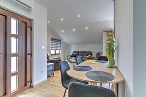 Interior - NV Hill ONE Vinodolski Riviera by aneo travel (Novi Vinodolski)