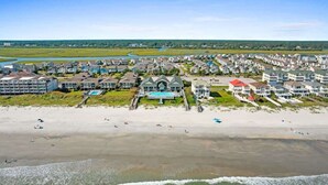 Nær stranden