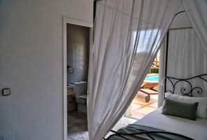 4 bedrooms