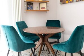 Dining - CENTRAL Designer Apartment, Toledo + Terrace (Napoli)