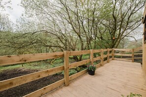 Luxury Cabin | Terrace/patio - A Place In The Pennines  (Huddersfield)