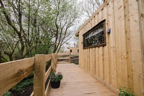 Luxury Cabin | Terrace/patio