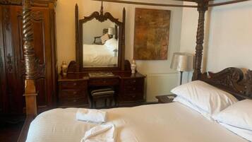 Desk, laptop workspace, free WiFi, bed sheets