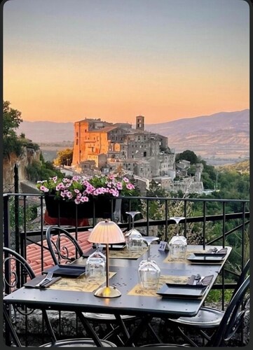 Ancient private villa with exclusive Garden and pool.