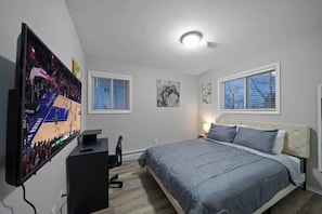 1 slaapkamer, een strijkplank/strijkijzer, reisbedje, wifi