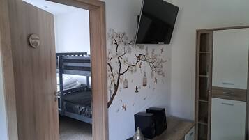 1 quarto, ferros/tábuas de passar roupa, Wi-Fi de cortesia