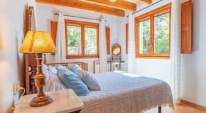 3 bedrooms, iron/ironing board, free WiFi, bed sheets - Finca für 6 Personen mit Privatpool. Ruhige Ländliche Lage (PORRERES)