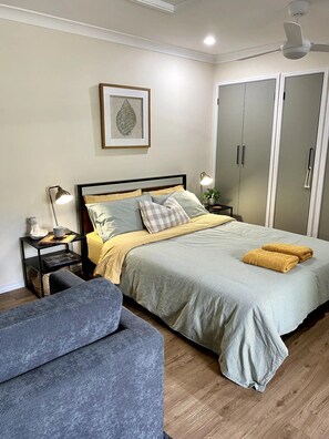 1 bedroom, iron/ironing board, free WiFi, bed sheets